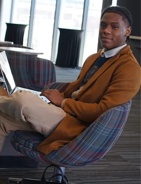 Sincere Martinez, Financial Instructor